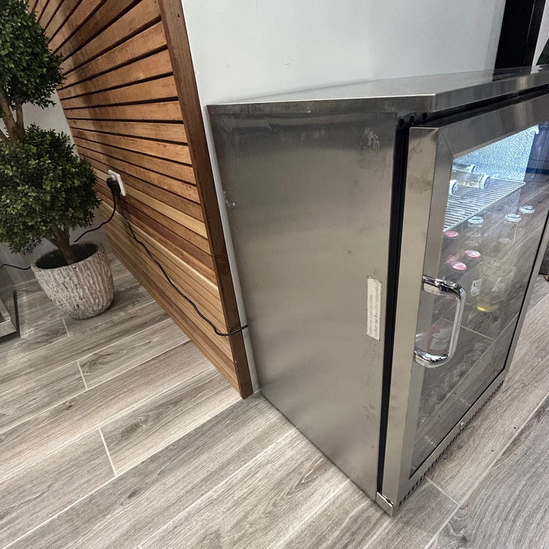 Ex Display BeefEater Tropical Outdoor Bar Fridge - Single Door - Image 3