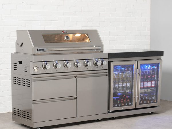 Draco Grills Outdoor Kitchens with Fridges
