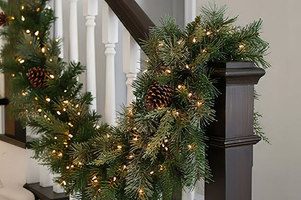 Christmas Wreaths And Garlands
